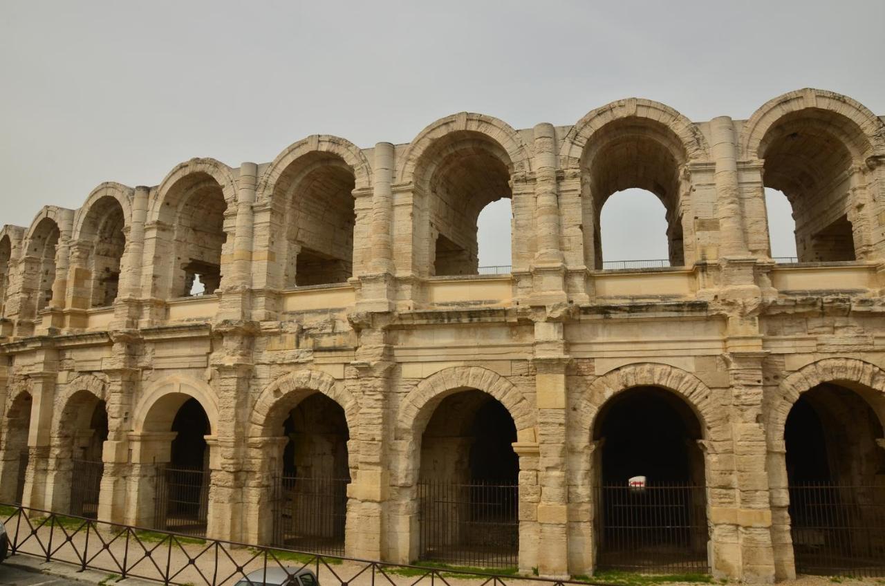 La Pitchoun Des Arenes Villa อาร์ลส์ ภายนอก รูปภาพ